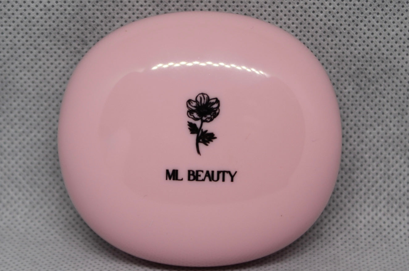 Dream Girl- Silky Highlighter Powder